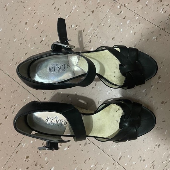 Michael Kors Somerly Wedge Platform Sandals - Picture 2 of 2